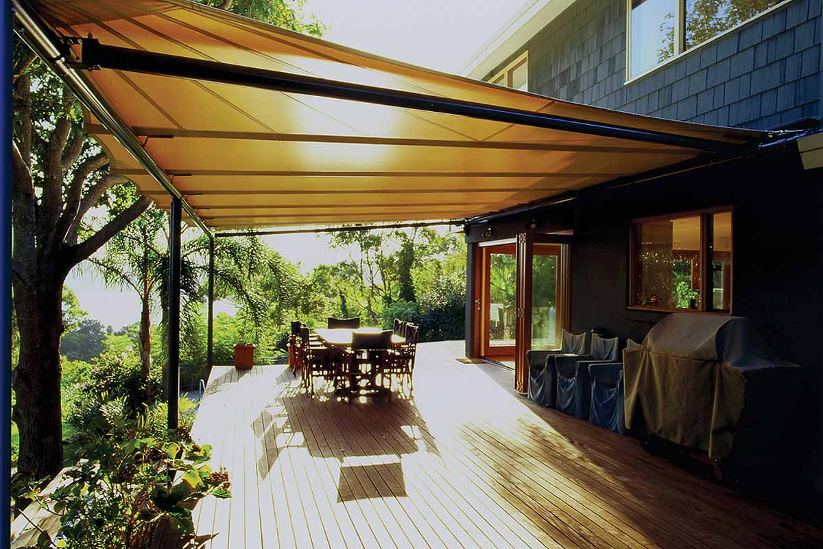 batten awnings with poles