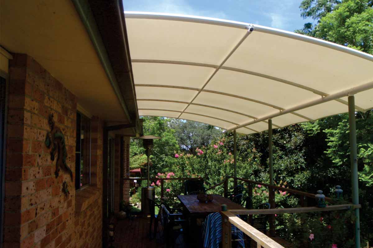 batten awnings with poles
