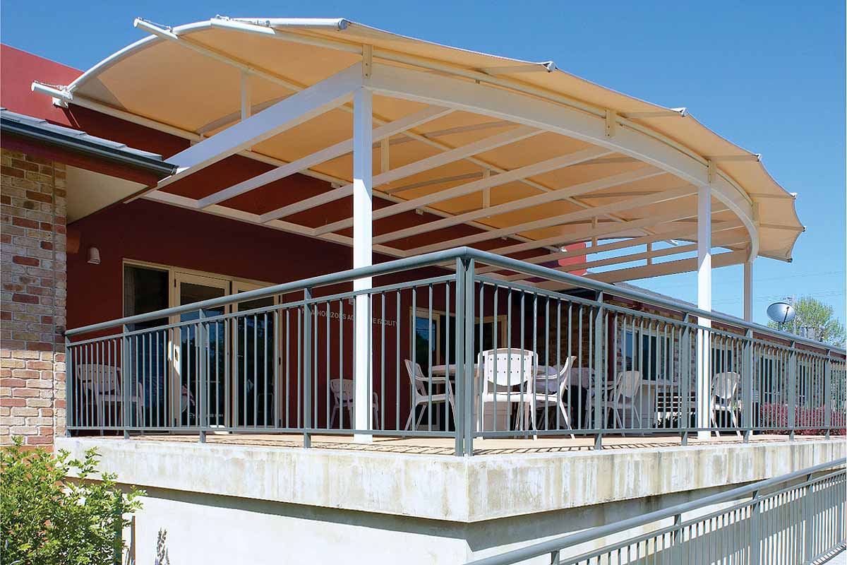 commercial awnings batten