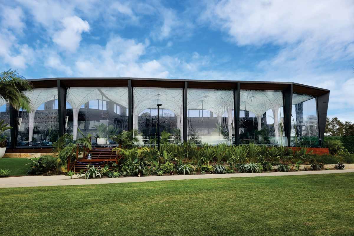 commercial awnings hospitality