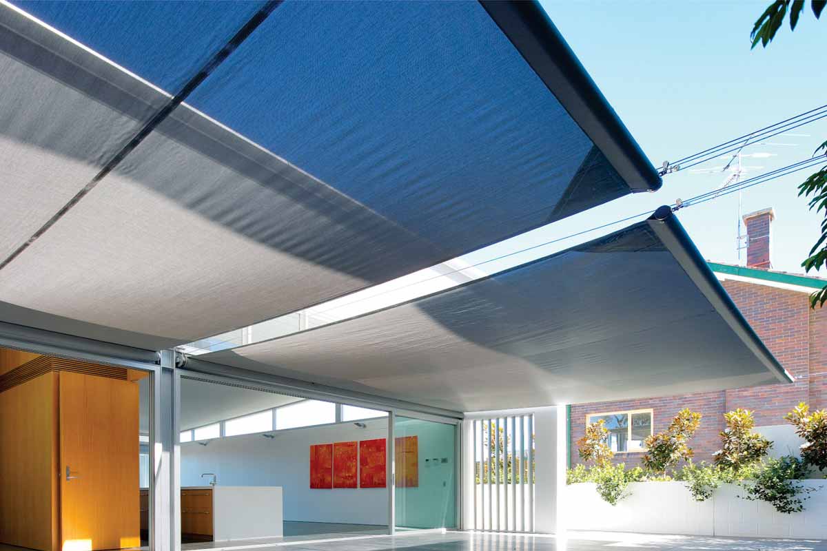 retracting awnings no posts no frame