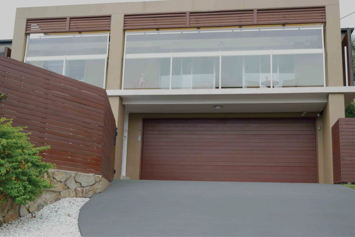 vertical clear blinds