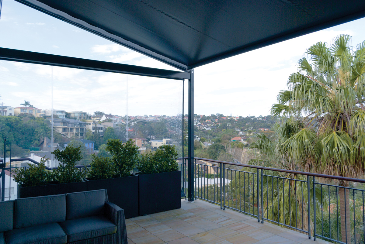 vertical clear blinds