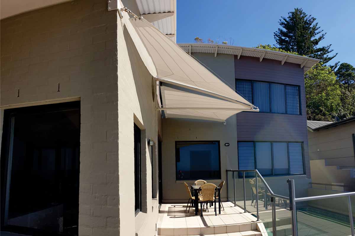 custom made centilevered awnings