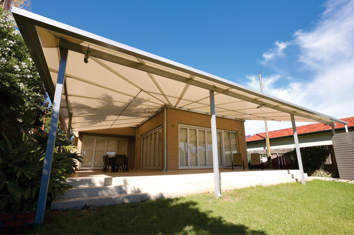 outdoor room batten awnings