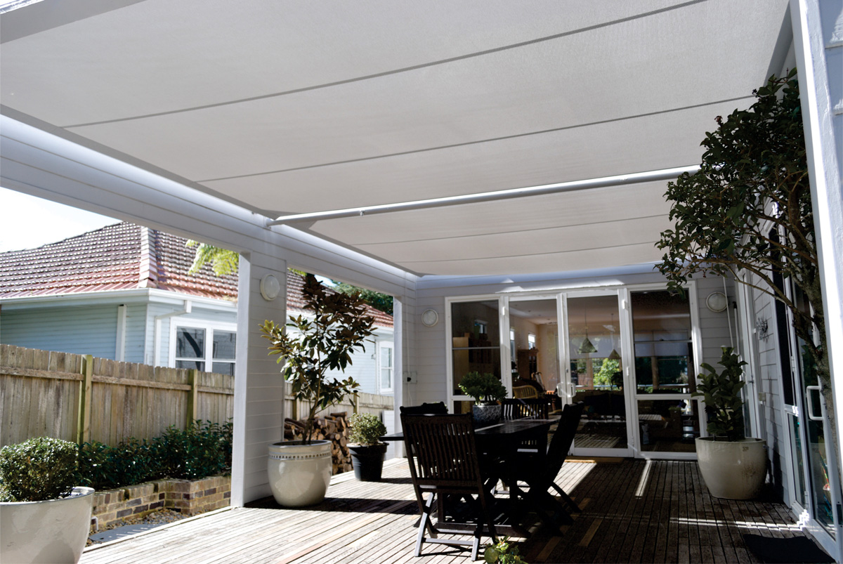 retracting pergola awnings