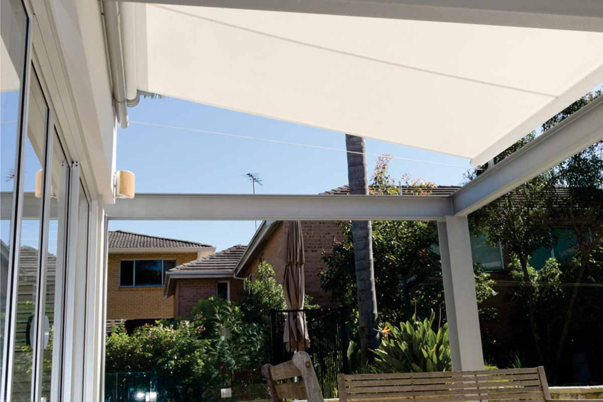 retracting pergola awnings