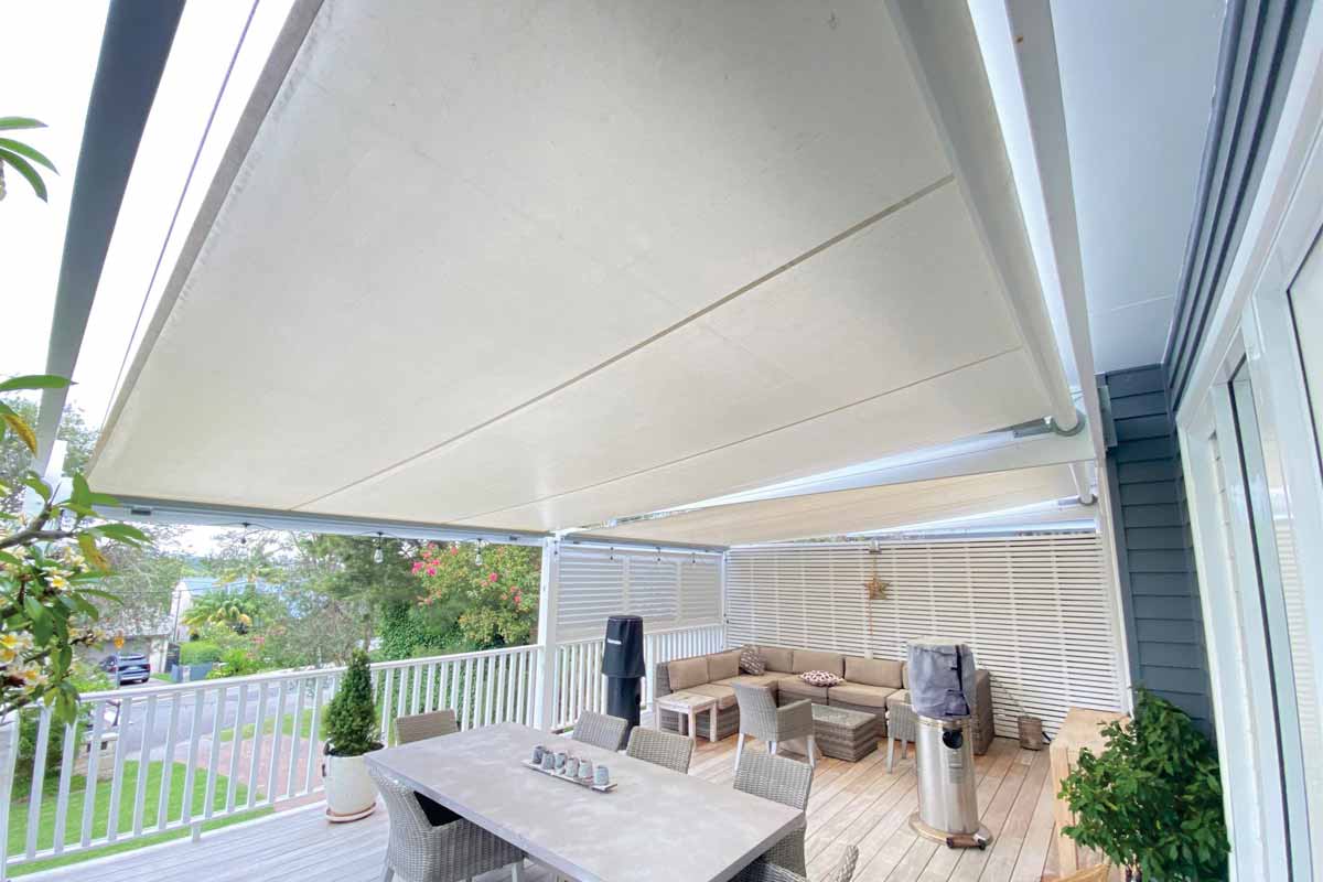 retracting pergola awnings