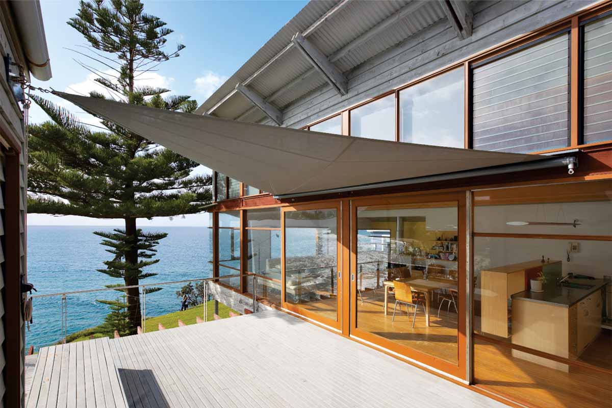 retracting sail three sided