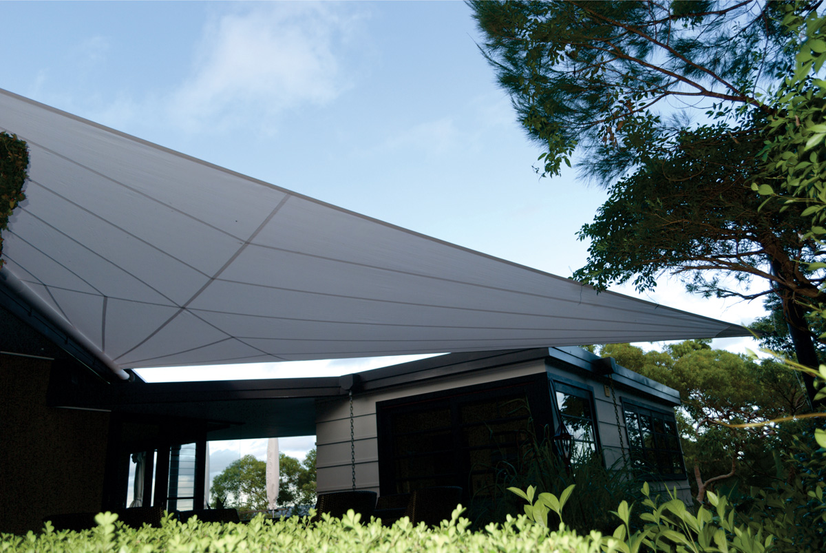 retracting sail three sided